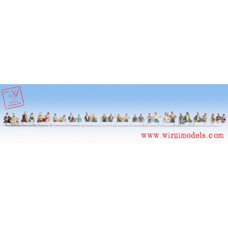 NH16050 - Personaggi seduti (solo busto)
