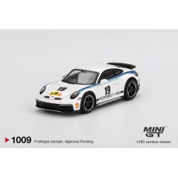 MINI GT MGT1009 - Porsche 911 Dakar Rally 1974, 1:64.